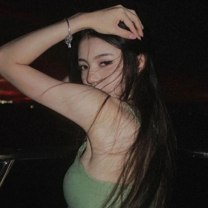 满床春色